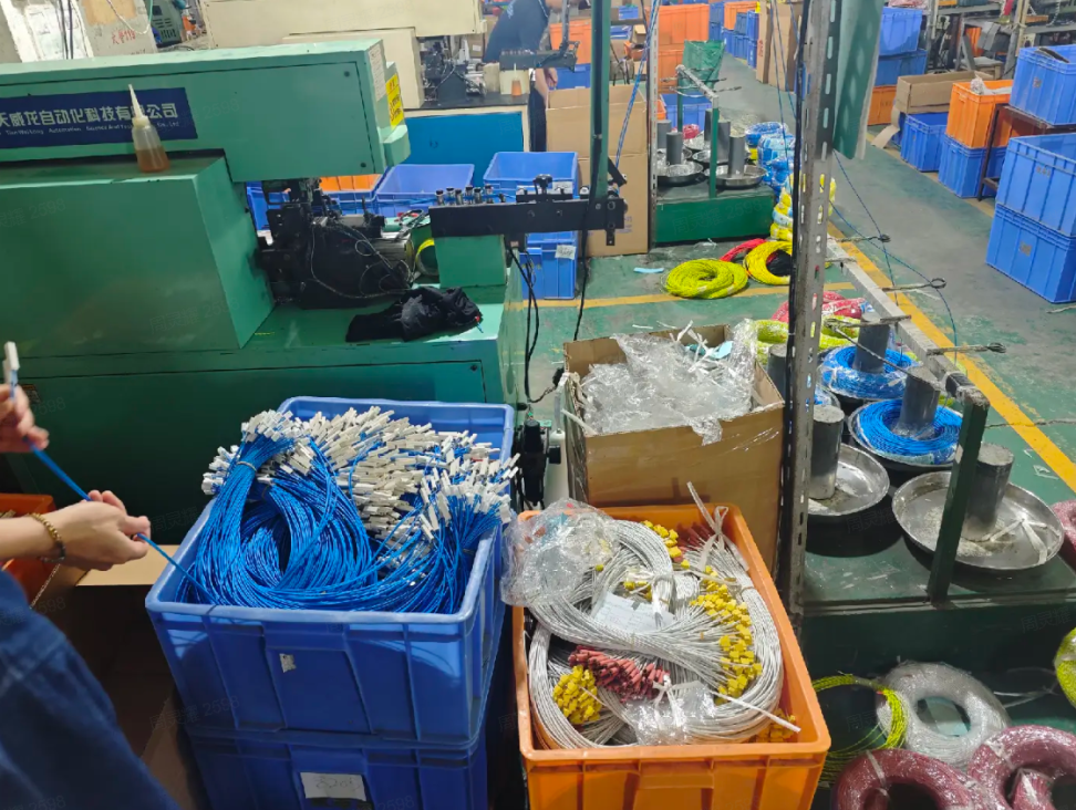 中山市欧布尔电器有限公司案例:通过这些措施,欧布尔成功地消除了员工对新系统的抗拒心理,现如今,全厂几乎所有员工都已能够熟练使用小工单进行报工,并且能够及时准确地完成报工任务。